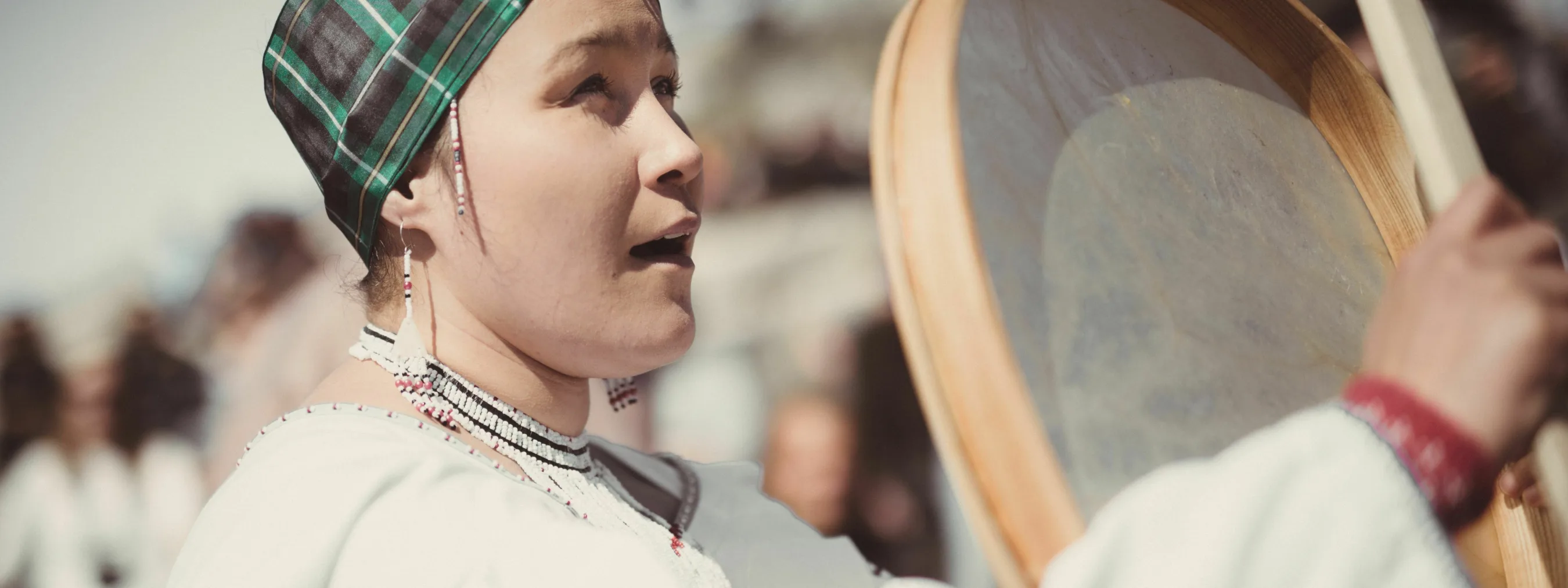 Nuuk Trommel-Tänzer am Nationaltag