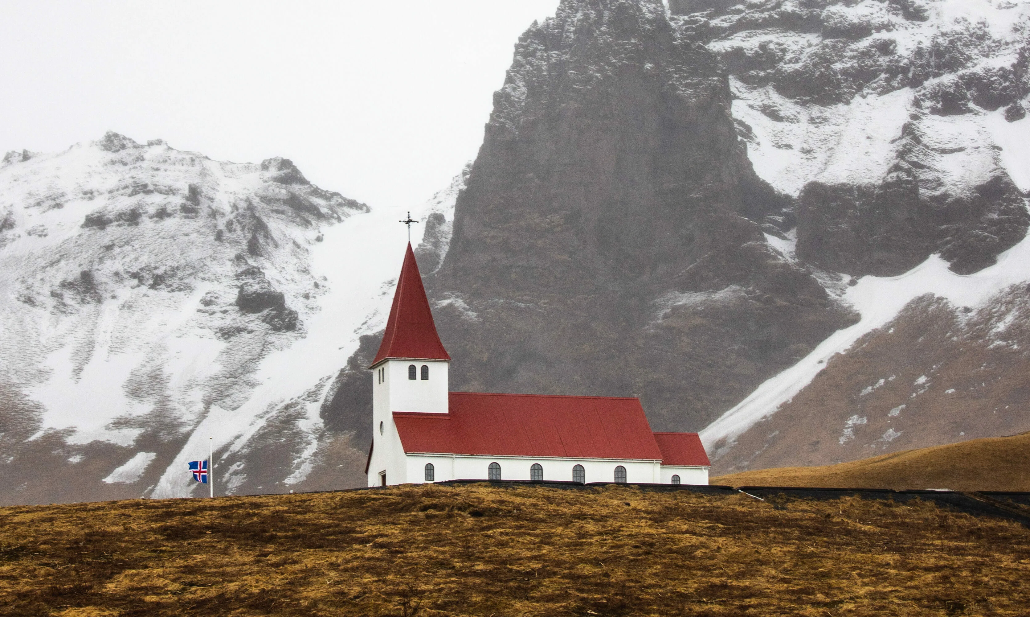 Die Kirche von Vík in Südisland - Winterstimmung