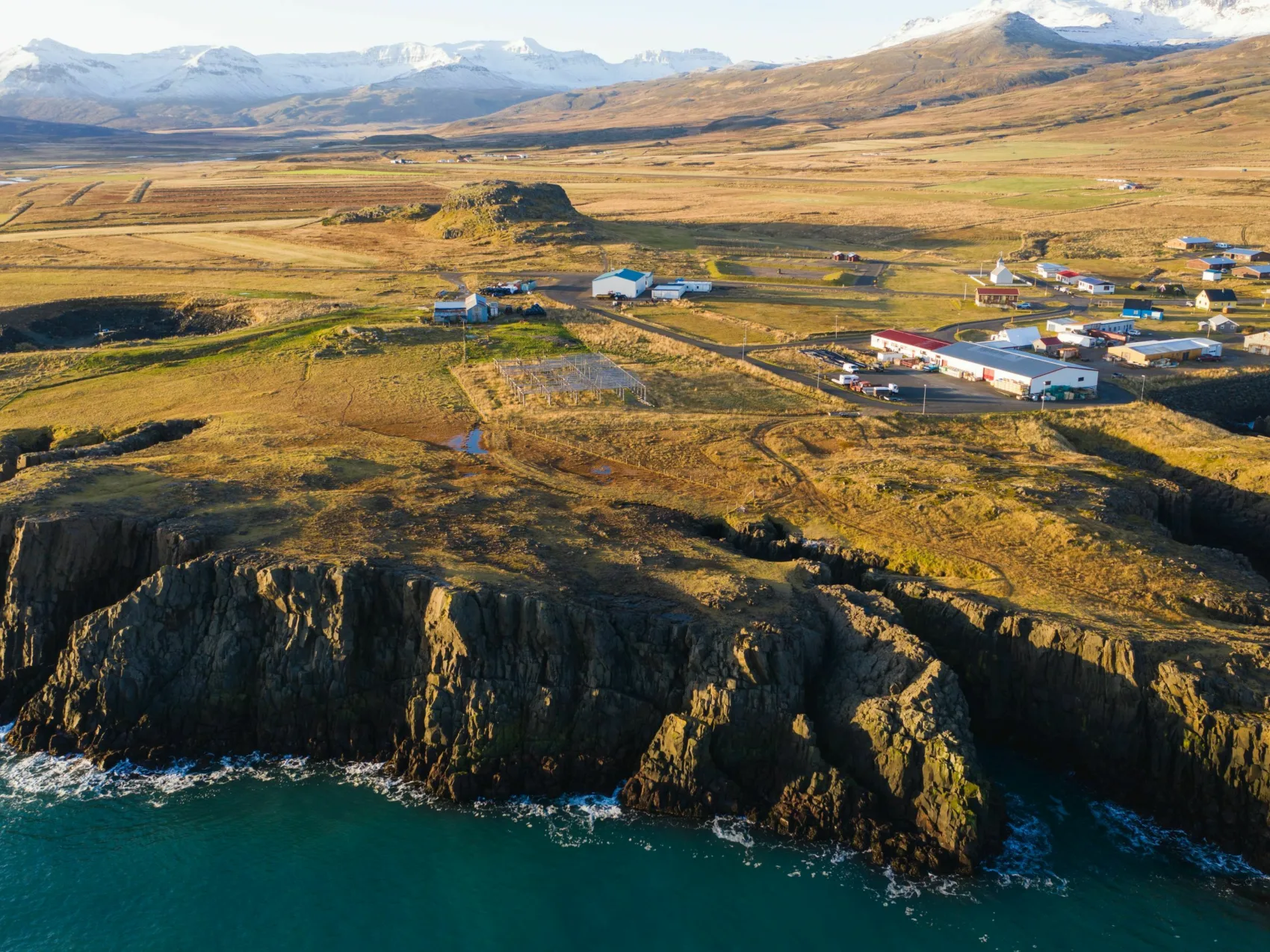 Ostisland borgargjoerður eystri landschaft berge business iceland island