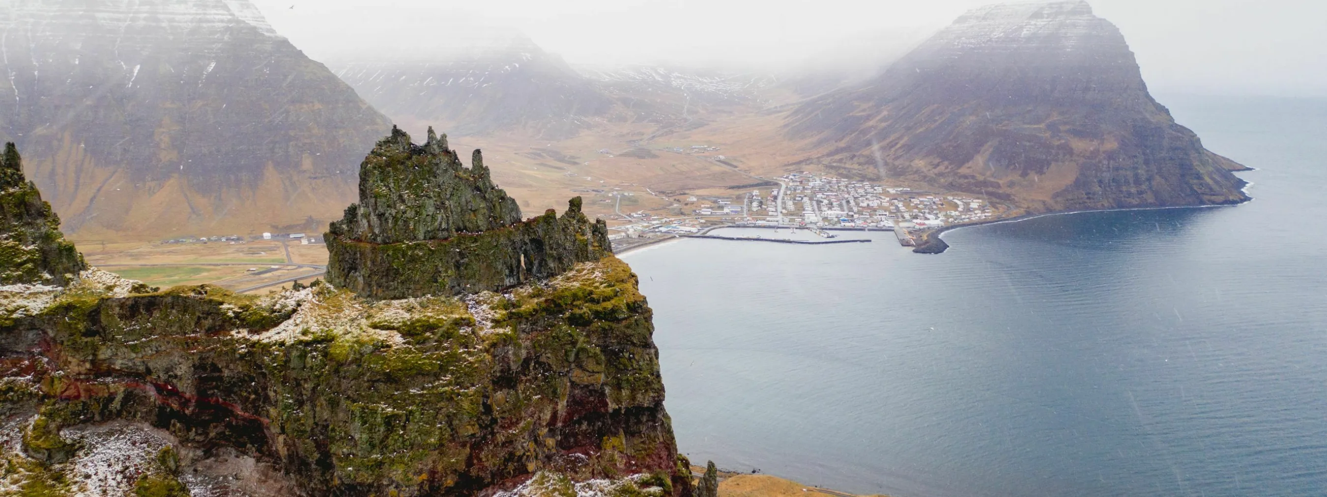 Bolungarvík Felsen in den Westfjorden, Foto: Business iceland