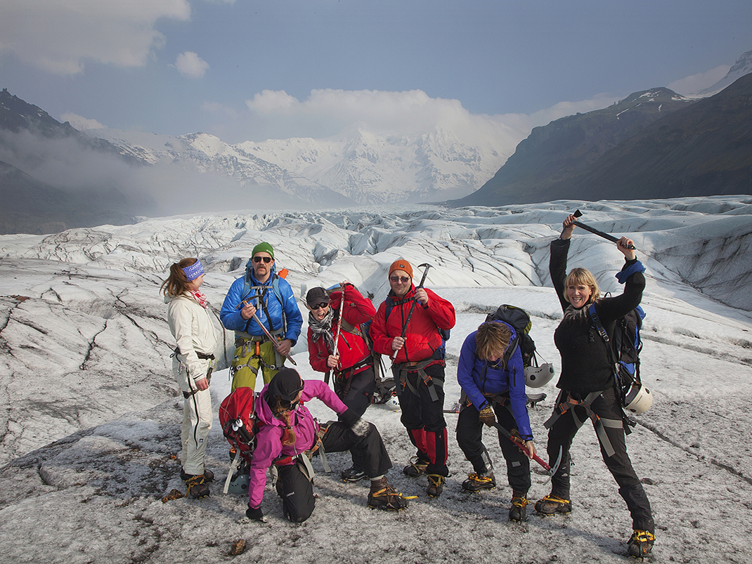 Steigeisen Gletscher Südostisland Gletscherspalte