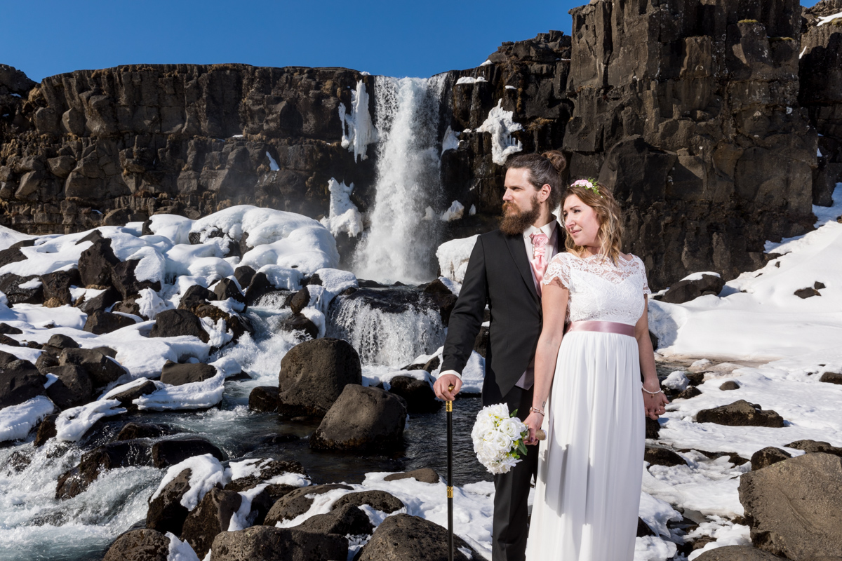 Hochzeit in Island Thingvellir Wasserfall Öxarafoss